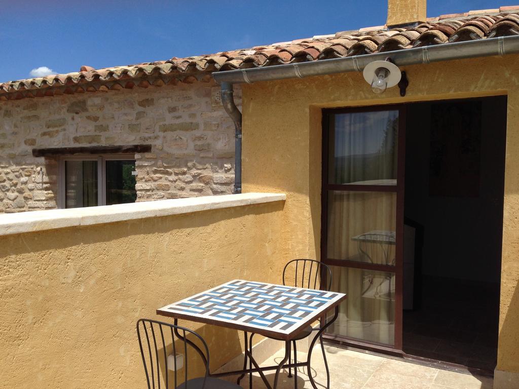 La Grande Bouisse Avec Piscine Dans Le Luberon, Provence *