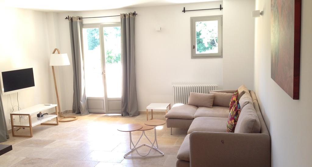 Vakantiehuis La Grande Bouisse Avec Piscine Dans Le Luberon, Provence *
