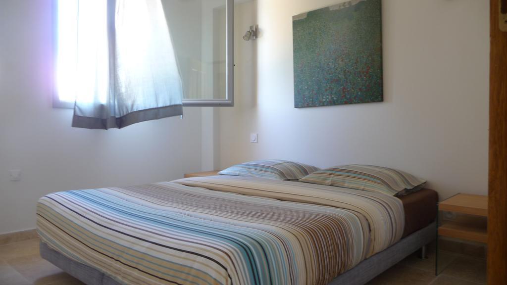 Vakantiehuis La Grande Bouisse Avec Piscine Dans Le Luberon, Provence Céreste
